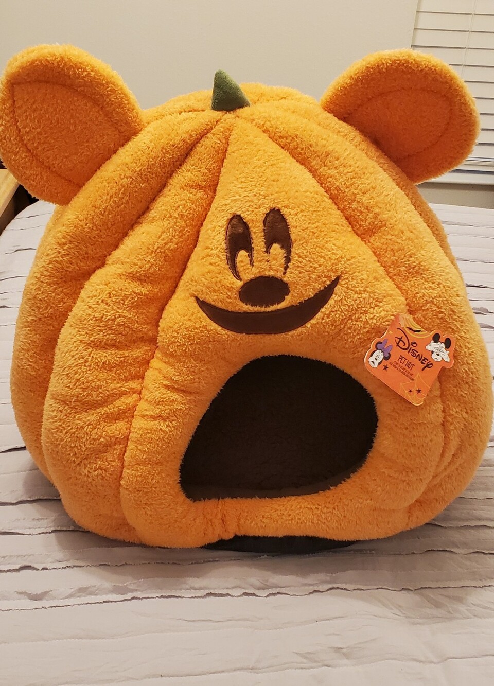 Disney Halloween Pumpkin Mickey Plush Pet Cave - Orange